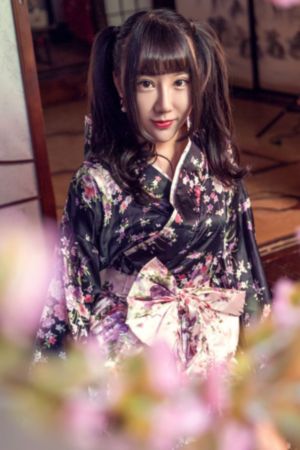 女警察双腿大开呻吟警花相伴视频_在线观看电视剧